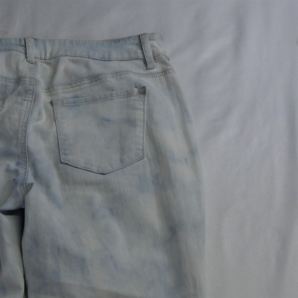 Chicos .5 /‎ 6 Ankle Slim Light Acid Wash Stretch Denim Womens Jeans - Picture 5 of 7